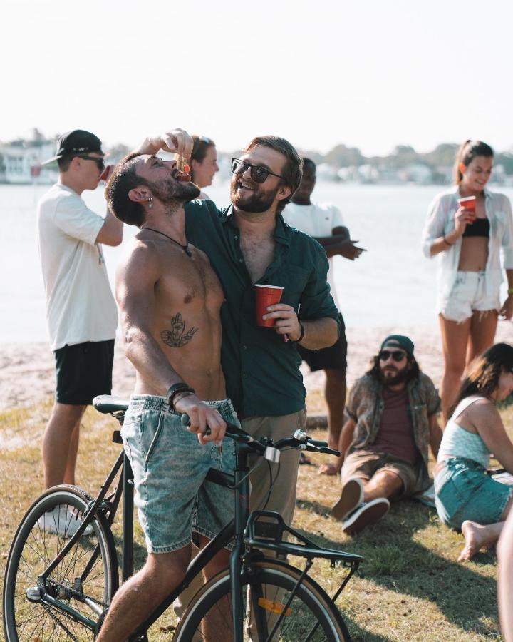 Budds In Surfers Backpackers Gold Coast Exterior foto