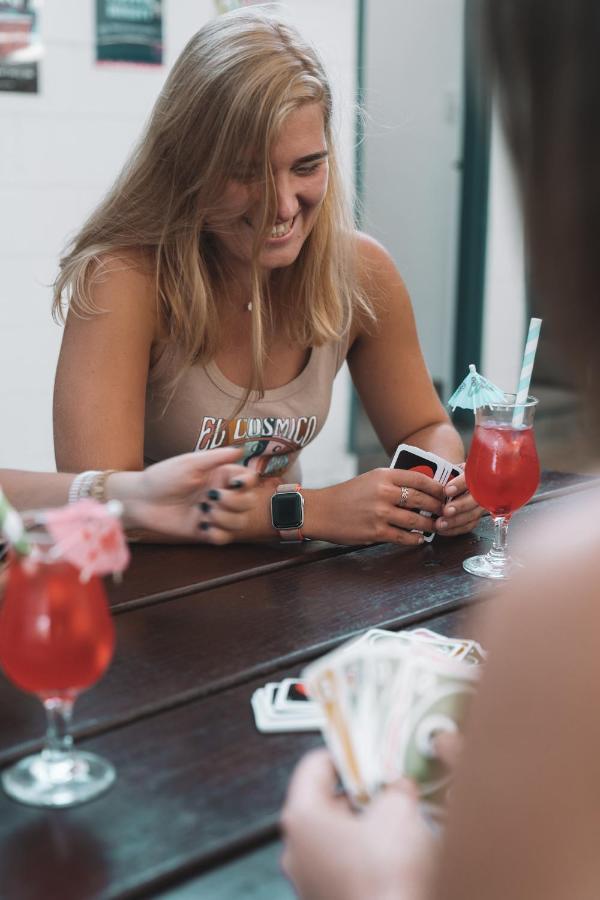 Budds In Surfers Backpackers Gold Coast Exterior foto